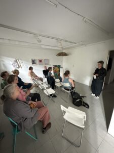 Vortrag mit Gespräch Dr. A. Rötger, Foto Maria Korporal