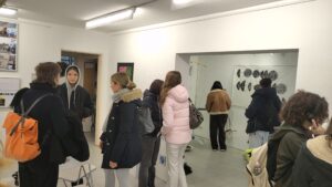 Führung "Die Kunst der Klimakommunikation" für Gruppe aus Friedrich Ebert Gymnasium